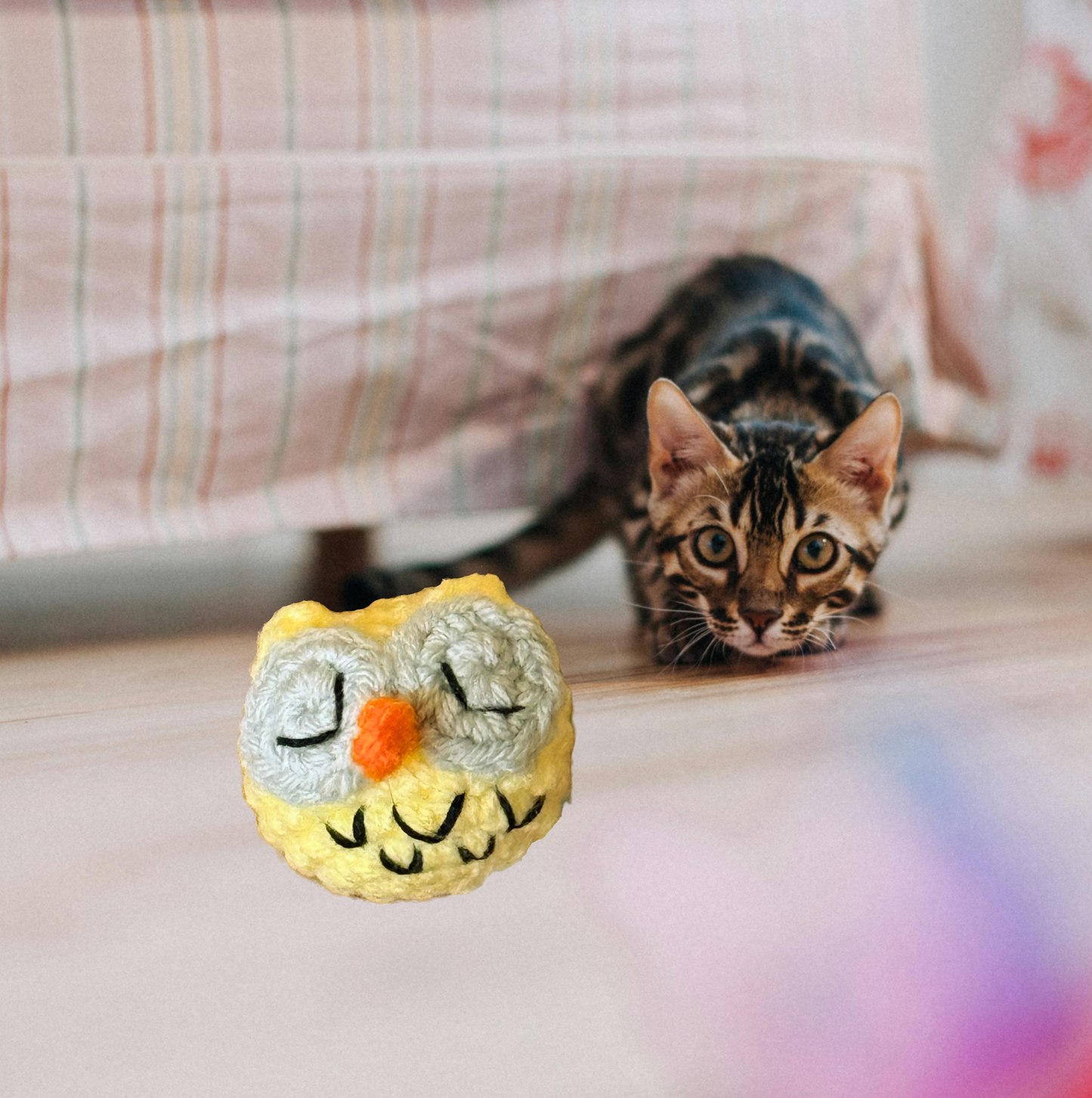 Yolk the owl | weighted cat toy