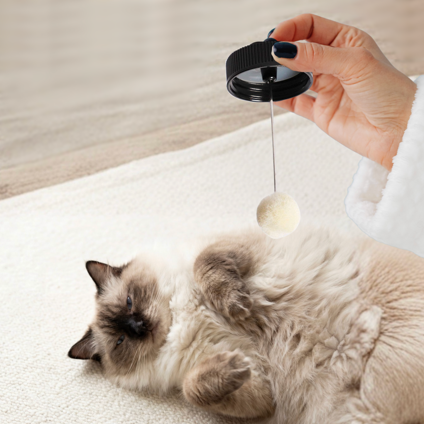 Fluff Potion No. 9 | Luxury No-Comb Cat Mat Remover